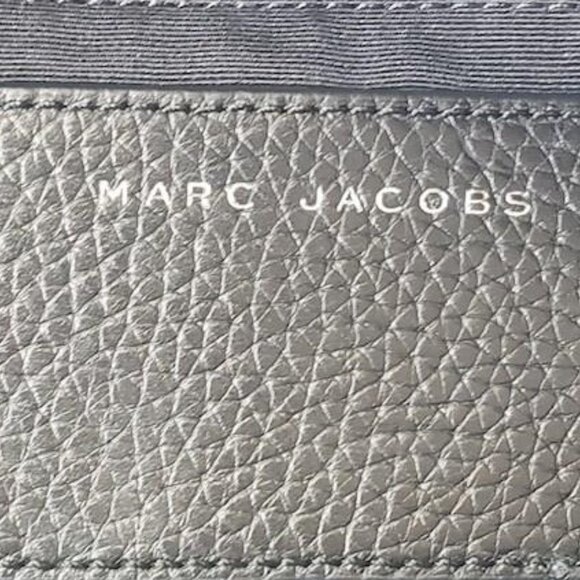 SALE!!! Marc Jacobs Gotham City Bauletto crossbody bag - Picture 9 of 11